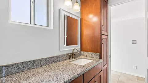 Bath - 6735 E Montecito Dr, Tucson, AZ 85710 photo 1 of 3