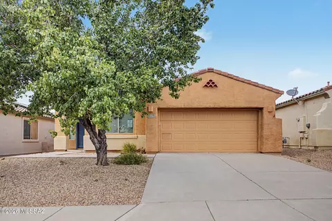 13765 E Carruthers St, Vail, AZ 85641