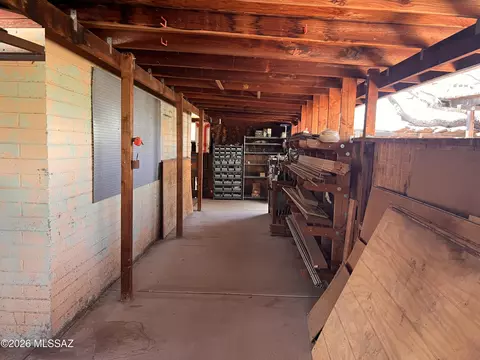 Entry Way - 6701 S Melody Ave, Tucson, AZ 85756 photo 1 of 2