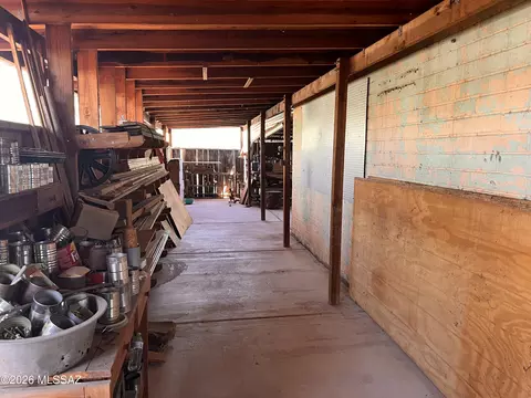 Entry Way - 6701 S Melody Ave, Tucson, AZ 85756 photo 2 of 2