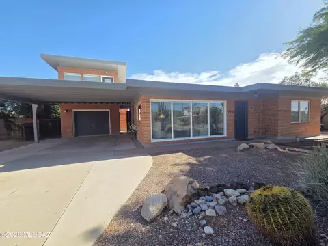 2212 E 9th St, Tucson, AZ 85719