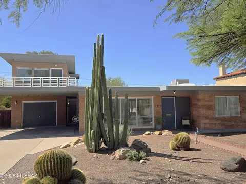 2212 E 9th St, Tucson, AZ 85719