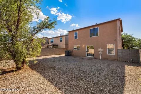 Exterior - 6877 S Goshawk Dr, Tucson, AZ 85756 photo 4 of 4