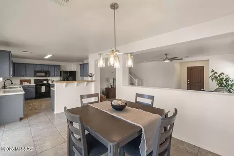 Dining - 6877 S Goshawk Dr, Tucson, AZ 85756 photo 2 of 2