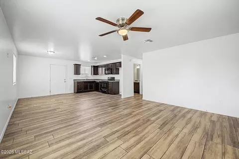 Living - 907 E 32nd St, Tucson, AZ 85713 photo 3 of 3
