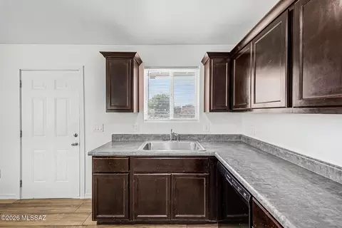 Kitchen - 907 E 32nd St, Tucson, AZ 85713 photo 3 of 3