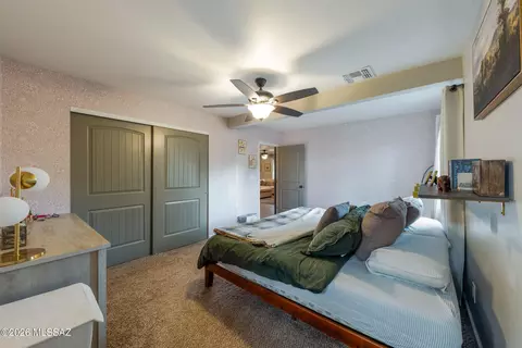 Bedroom - 8101 E Kenyon Dr, Tucson, AZ 85710 photo 2 of 3