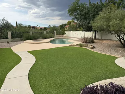 11465 N Ingot Loop, Oro Valley, AZ 85737