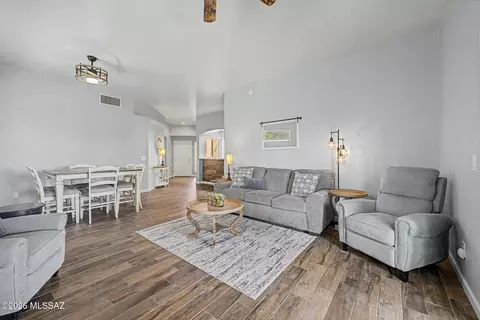 2408 N Avenida Mena, Green Valley, AZ 85614
