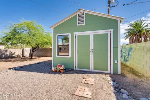 Exterior - 2828 E 20th St, Tucson, AZ 85716 photo 5 of 7