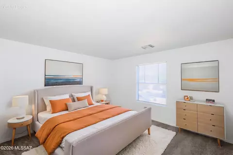 Bedroom - 6218 E Stonechat Dr, Tucson, AZ 85756 photo 5 of 5