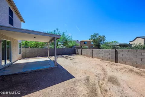 Exterior - 6218 E Stonechat Dr, Tucson, AZ 85756 photo 3 of 3