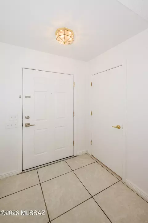 Entry Way - 6218 E Stonechat Dr, Tucson, AZ 85756 photo 1 of 3