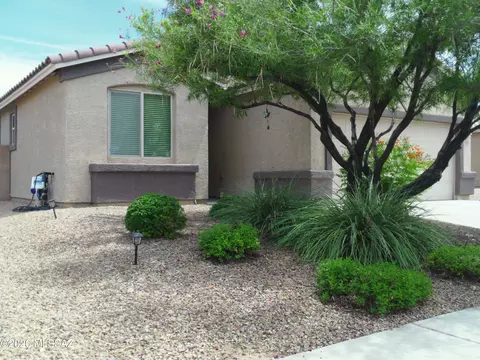 13898 N Swift Spear Dr, Marana, AZ 85658