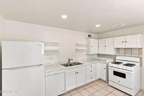 Kitchen - 3274 E 22nd St, Tucson, AZ 85713 photo 3 of 5