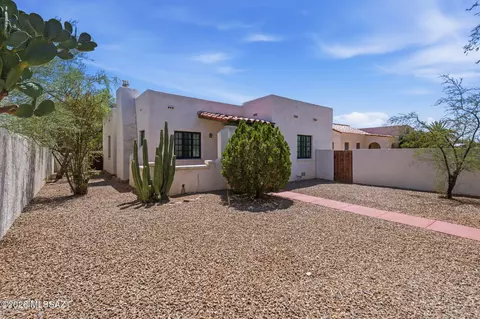 2622 E 6th St, Tucson, AZ 85716