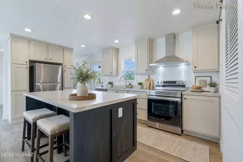 16600 Lone Heart Rd, Sahuarita, AZ 85629