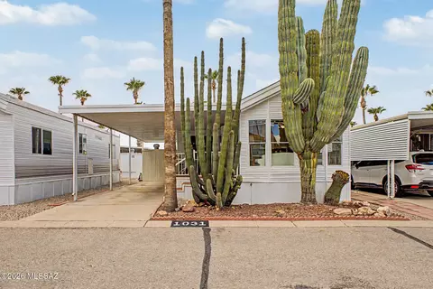 4555 S Mission Rd #1031, Tucson, AZ 85746