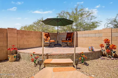 Exterior - 12071 E Domnitch Dr, Vail, AZ 85641 photo 7 of 9