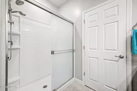 Bath - 12071 E Domnitch Dr, Vail, AZ 85641 photo 2 of 3