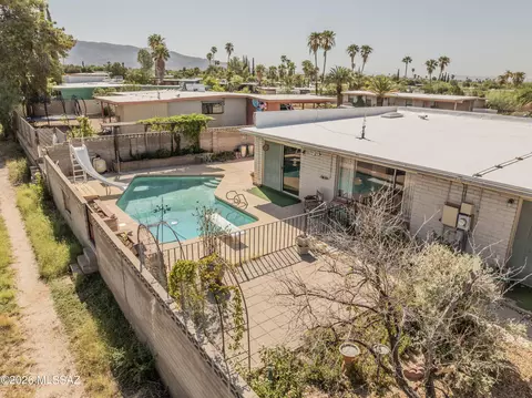 View/Area - 9541 E 30th St, Tucson, AZ 85748 photo 4 of 4