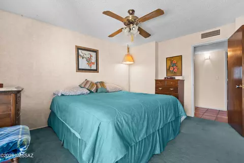 Bedroom - 9541 E 30th St, Tucson, AZ 85748 photo 2 of 6