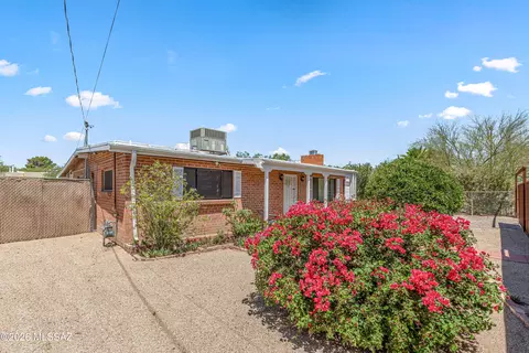 2861 N Swan Rd, Tucson, AZ 85712