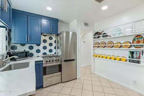 Kitchen - 4356 E 15th St, Tucson, AZ 85711 photo 3 of 5