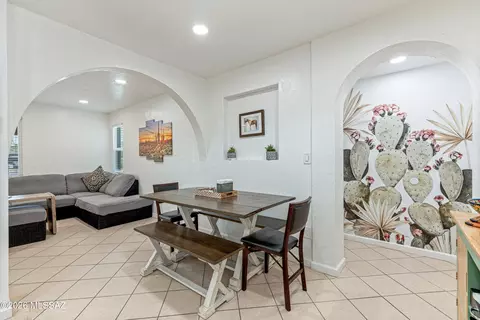 Dining - 4356 E 15th St, Tucson, AZ 85711 photo 1 of 2