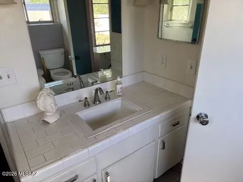 2255 E Prince Rd, Tucson, AZ 85719 photo 3