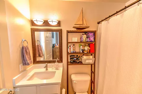 Bath - 5146 E 27th St, Tucson, AZ 85711 photo 1 of 2
