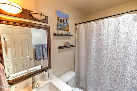 Bath - 5146 E 27th St, Tucson, AZ 85711 photo 2 of 2