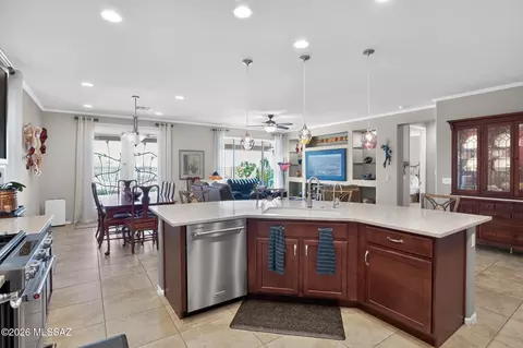 Kitchen - 13936 E Huppenthal Blvd, Vail, AZ 85641 photo 2 of 4