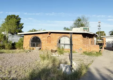 16350 S Observatory Pl, Vail, AZ 85641