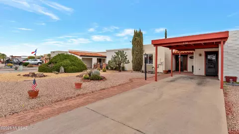 338 N Calle Del Chancero, Green Valley, AZ 85614