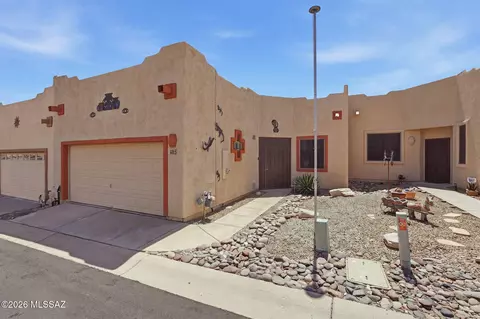 465 W Deerwood Ln, Green Valley, AZ 85614