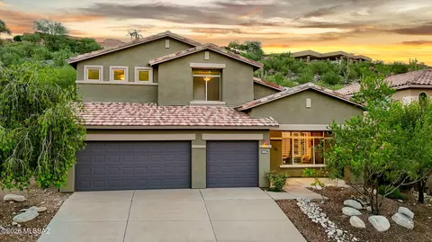 4318 N Sunset Cliff Dr, Tucson, AZ 85750