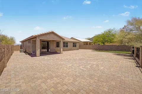 Exterior - 8 E Adytum Pl, Vail, AZ 85641 photo 2 of 4