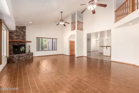 Living - 5100 E Golder Ranch Dr, Tucson, AZ 85739 photo 1 of 10