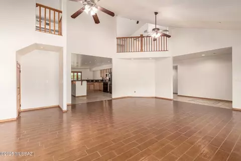 Living - 5100 E Golder Ranch Dr, Tucson, AZ 85739 photo 5 of 10