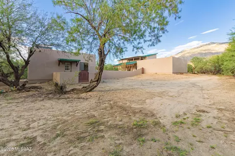 Exterior - 5100 E Golder Ranch Dr, Tucson, AZ 85739 photo 11 of 14
