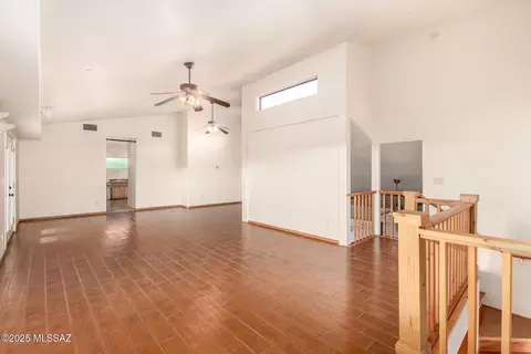 Living - 5100 E Golder Ranch Dr, Tucson, AZ 85739 photo 7 of 10