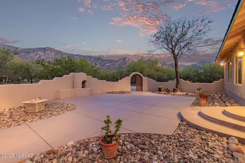 Exterior - 5100 E Golder Ranch Dr, Tucson, AZ 85739 photo 5 of 14