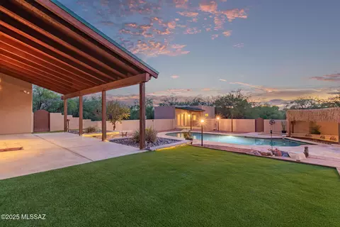 Exterior - 5100 E Golder Ranch Dr, Tucson, AZ 85739 photo 6 of 14