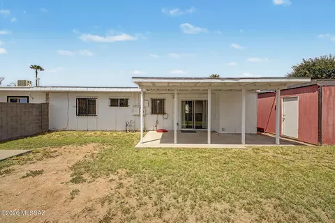Exterior - 6548 E Barrow St, Tucson, AZ 85730 photo 5 of 6