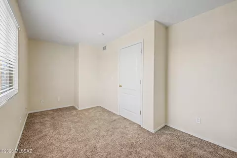 Bedroom - 10136 E Axe Handle Ct, Tucson, AZ 85748 photo 1 of 5