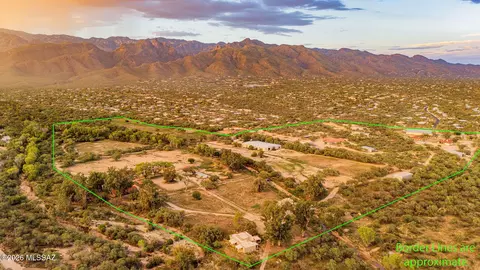 4101 N Bear Canyon Rd, Tucson, AZ 85749