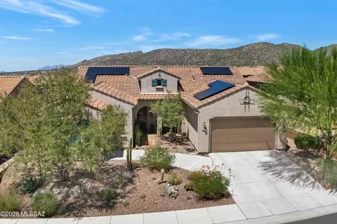 6910 W Cliff Spring Trl, Marana, AZ 85658