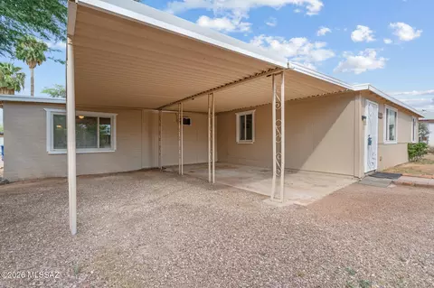 Exterior - 1043 E Simmons St, Tucson, AZ 85719 photo 1 of 6