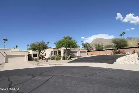 8174 N Peppersauce Dr, Oro Valley, AZ 85704